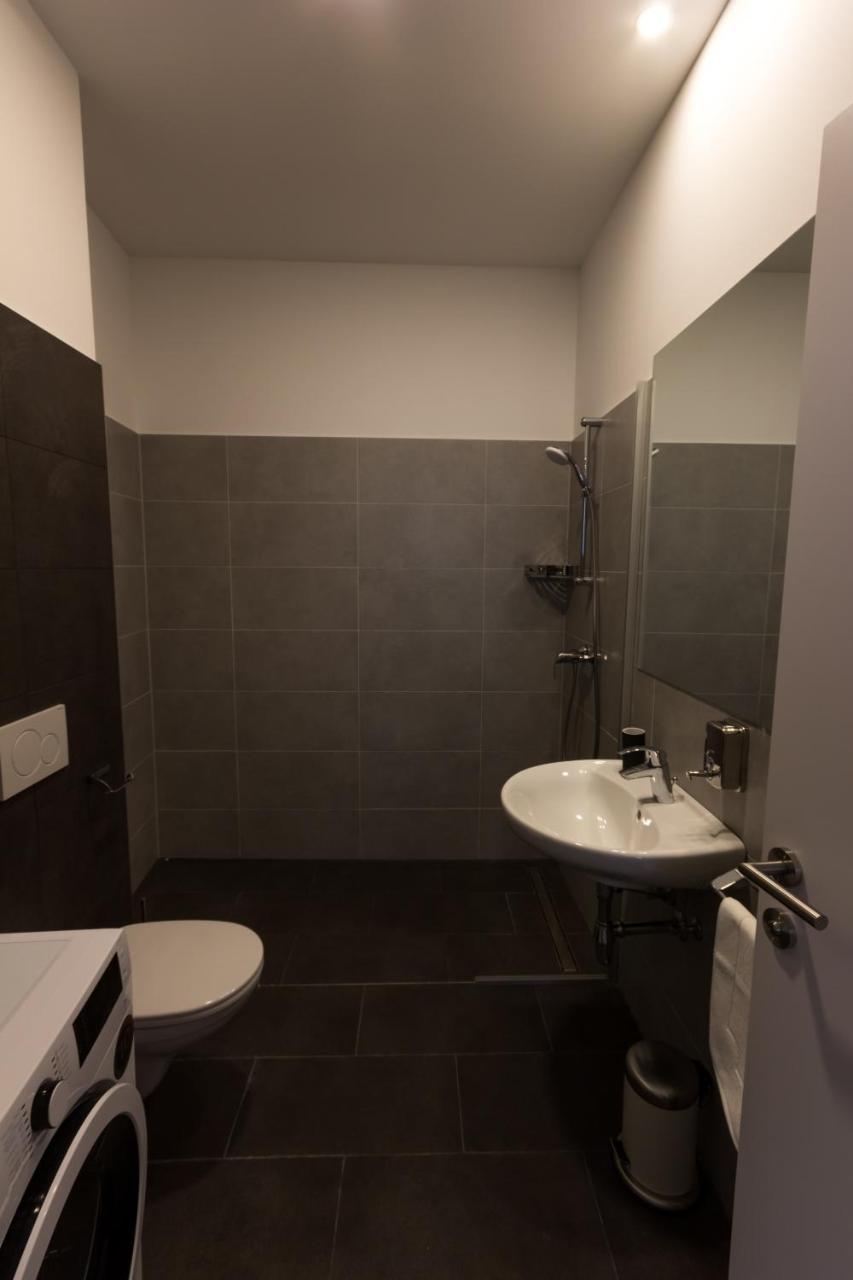 Debo Apartments Naehe Westbahnhof - Contactless Check In Vienna Luaran gambar