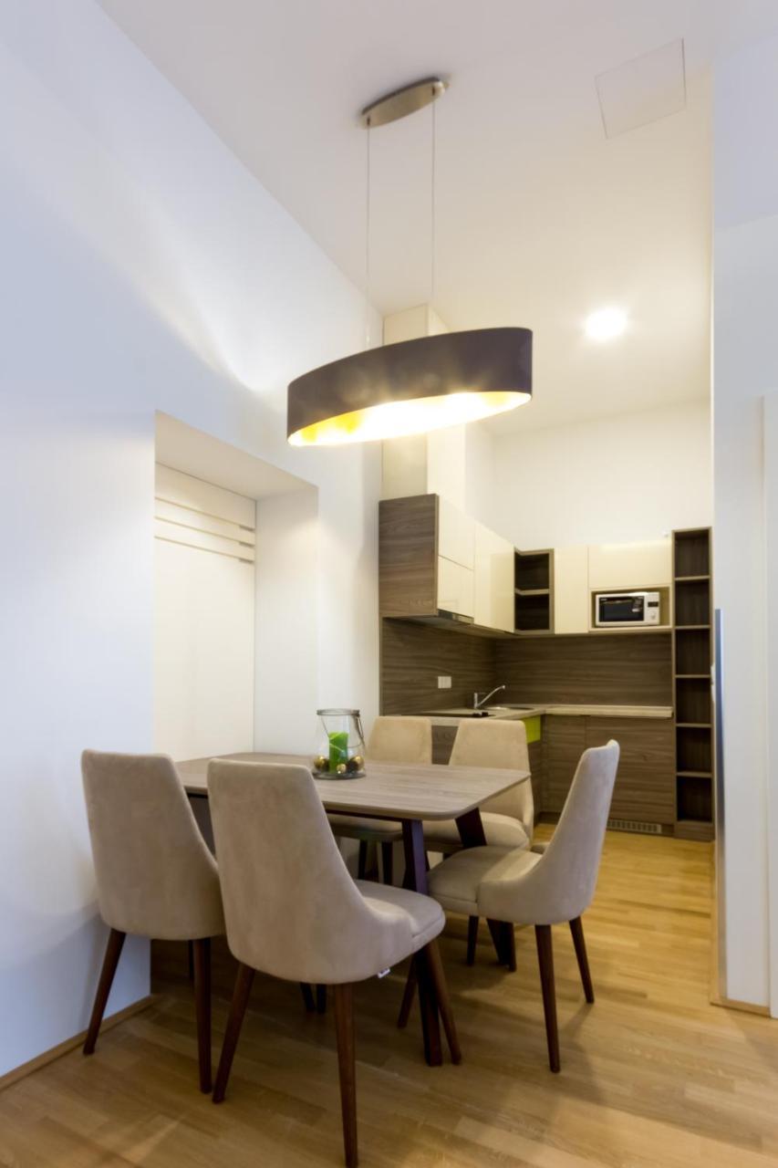 Debo Apartments Naehe Westbahnhof - Contactless Check In Vienna Luaran gambar