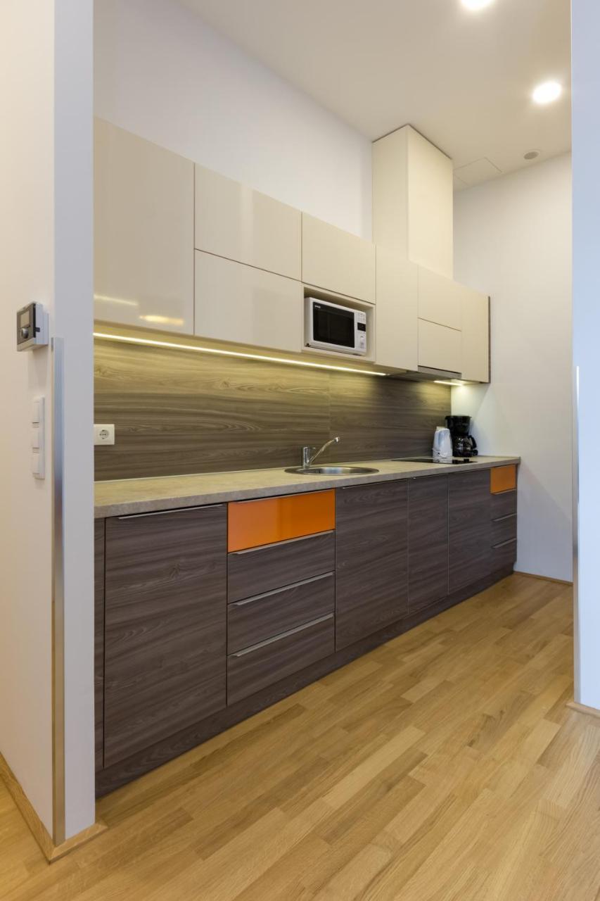 Debo Apartments Naehe Westbahnhof - Contactless Check In Vienna Luaran gambar