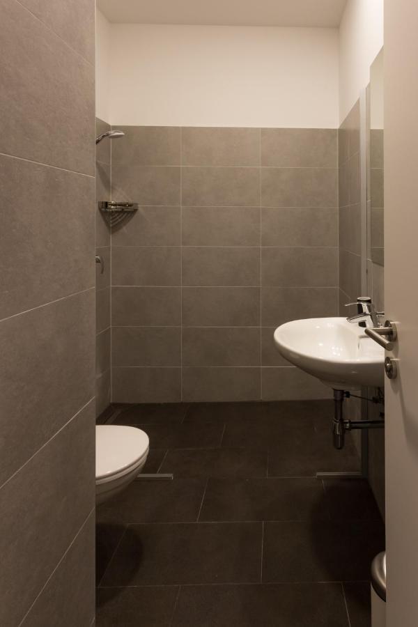 Debo Apartments Naehe Westbahnhof - Contactless Check In Vienna Luaran gambar